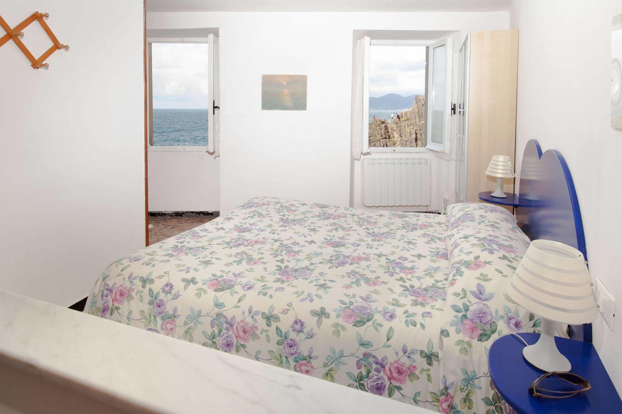 Appartamenti E Camere Edi Riomaggiore Exterior photo