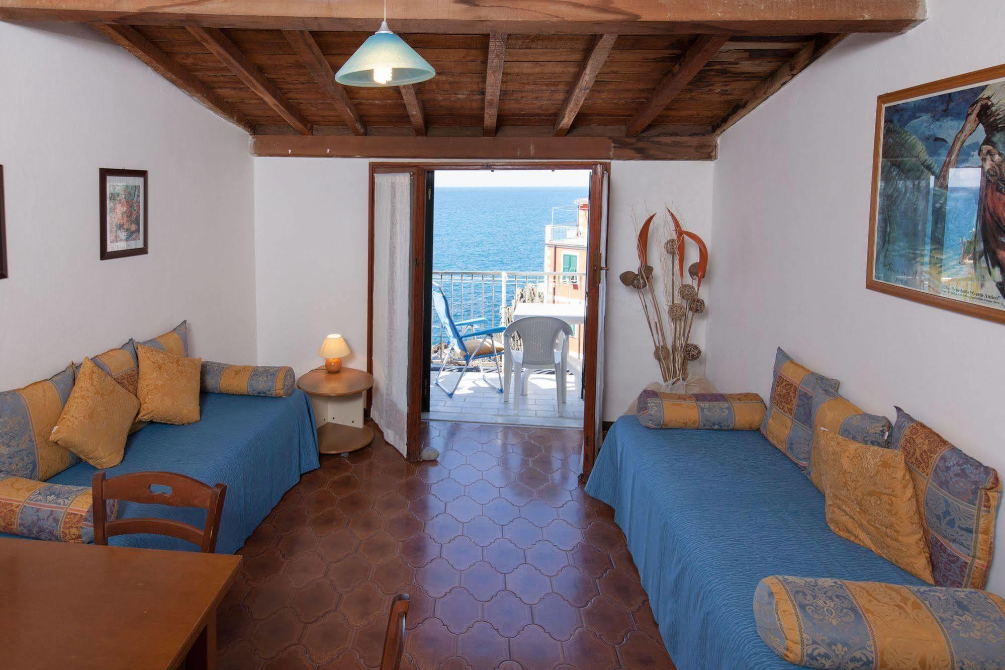 Appartamenti E Camere Edi Riomaggiore Exterior photo